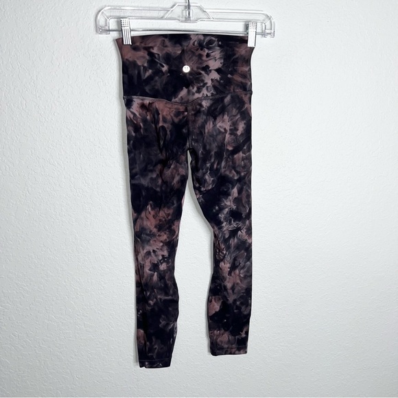 Lululemon Leggings Womens 2 Unlimit HR Tight 23" High Rise Tie Dye B2 - Picture 3 of 7